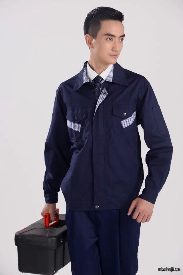 工作服