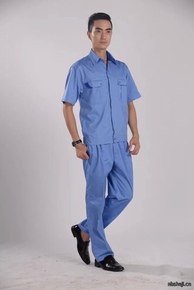 工作服