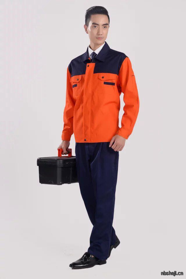 工作服
