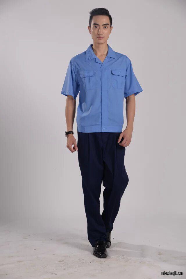 工作服